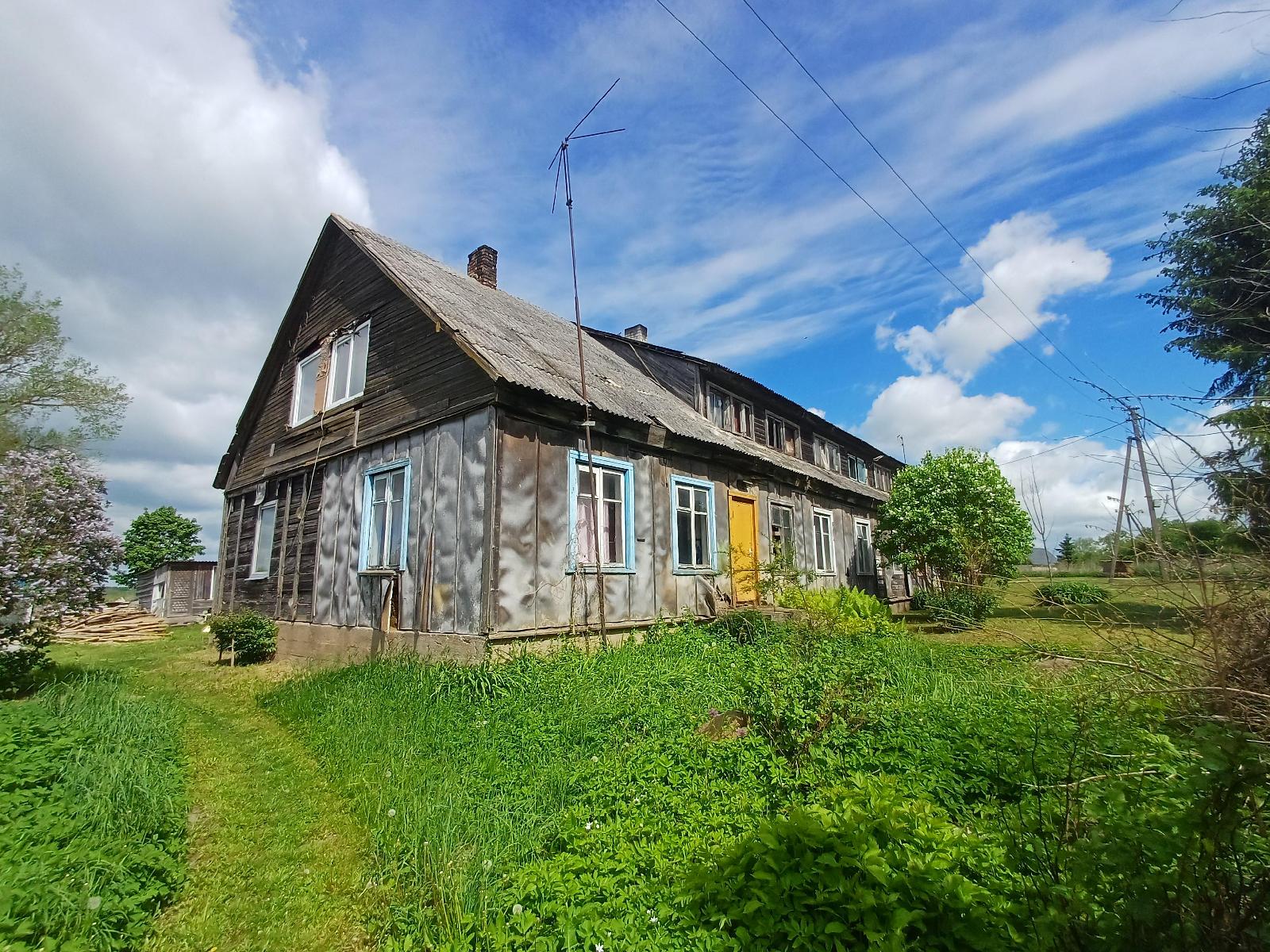 Butas — Šiaulių r. sav.