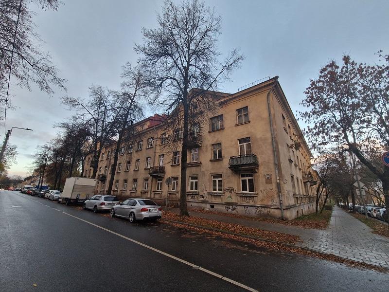 Neįrengta pastogė — Vilniaus m. sav.