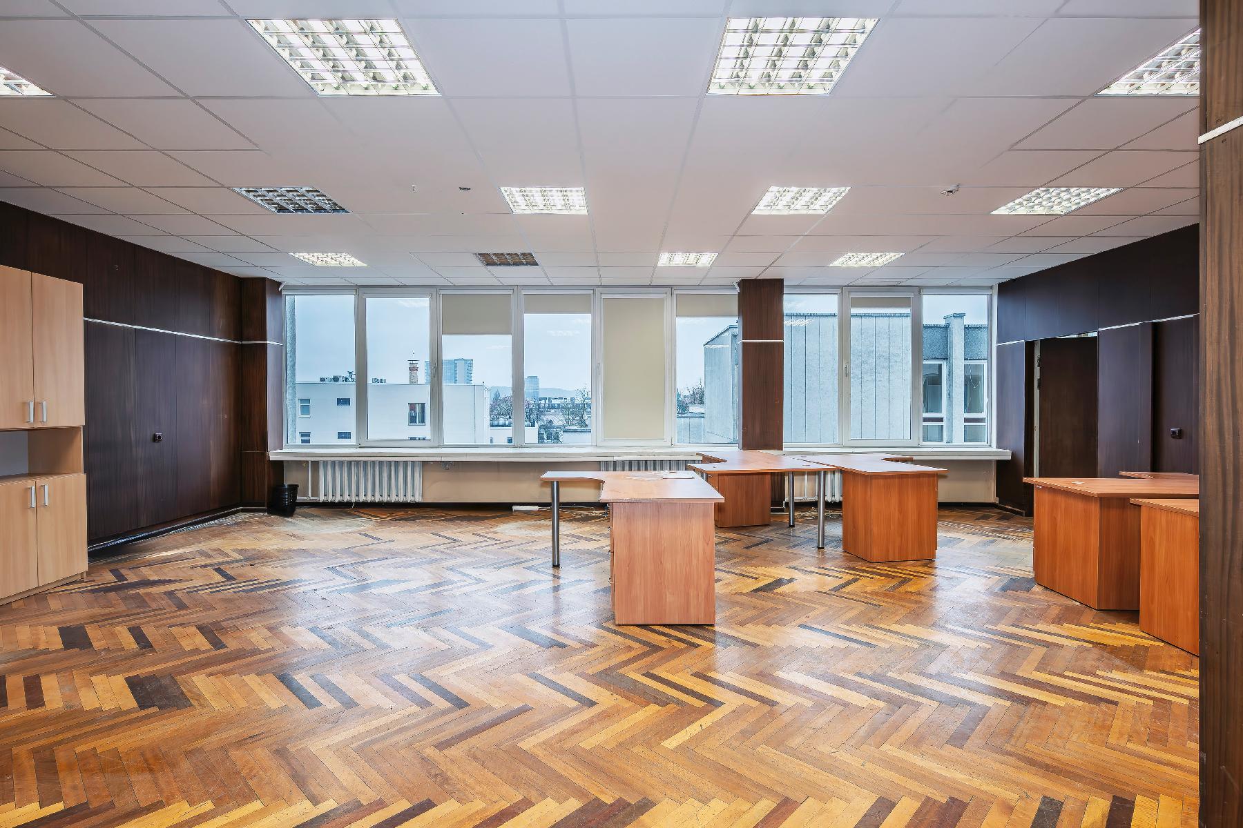 Nuomojamas turtas: Administracinės patalpos — Vilniaus m. sav.