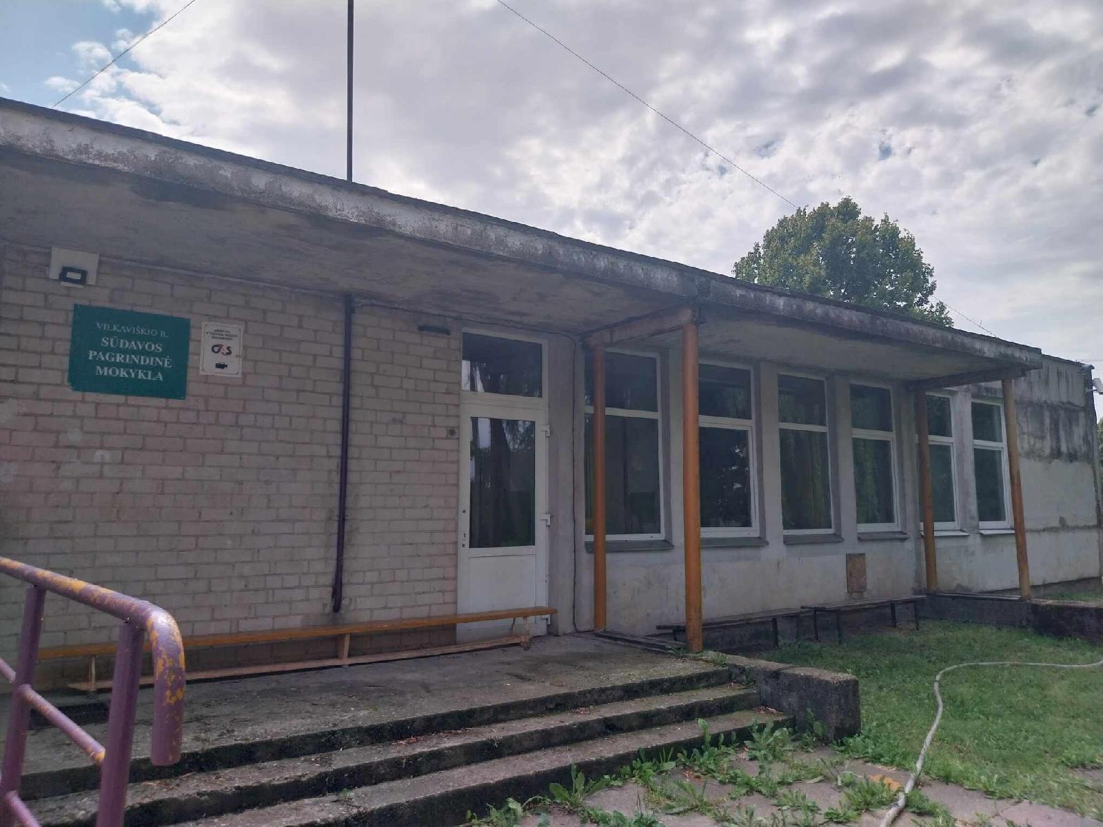 Mokykla — Vilkaviškio r. sav.