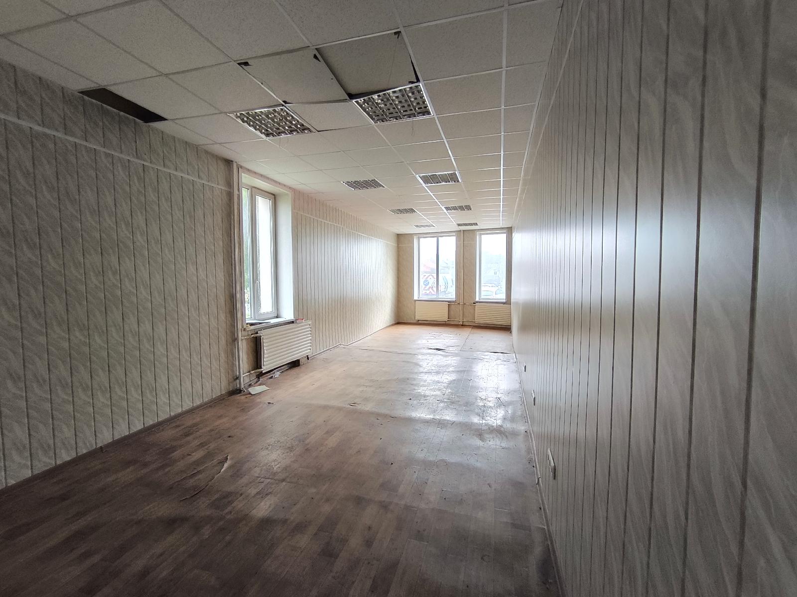 Administracinis pastatas — Tauragės r. sav.