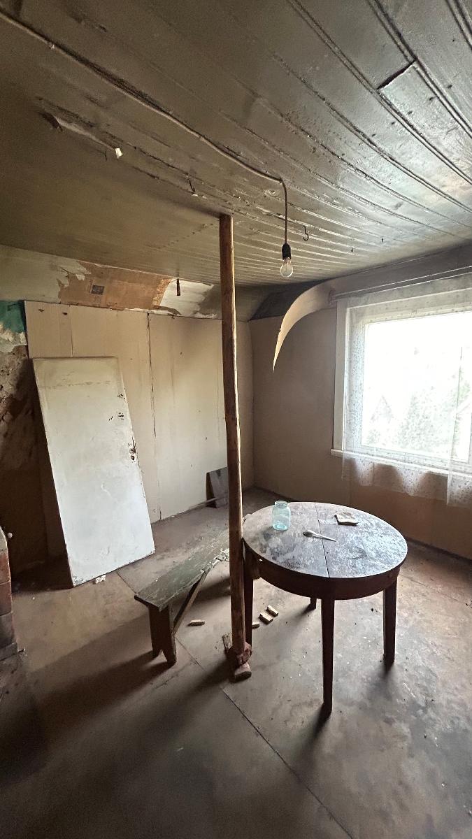 Butas — Plungės r. sav.