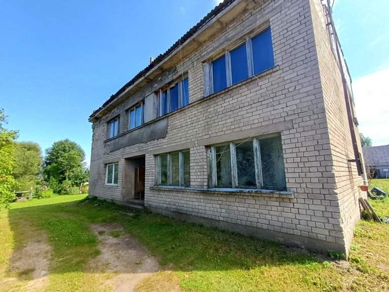 Butas — Telšių r. sav.
