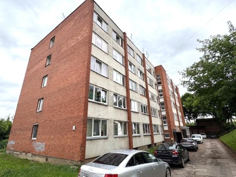 Butas — Anykščių r. sav.